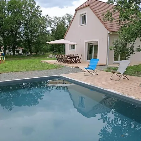 Vue Panoramique Campagne 8 Pers Saujac