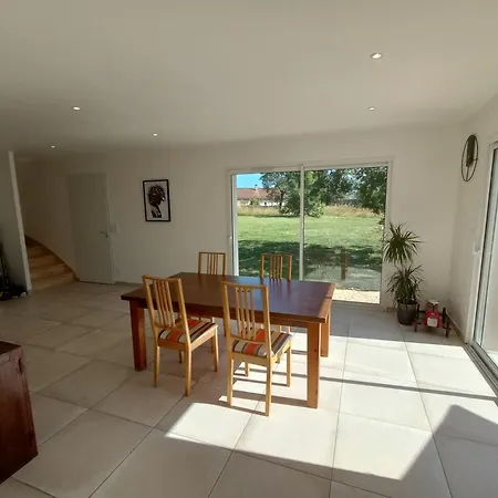Vue Panoramique Campagne 8 Pers * Saujac